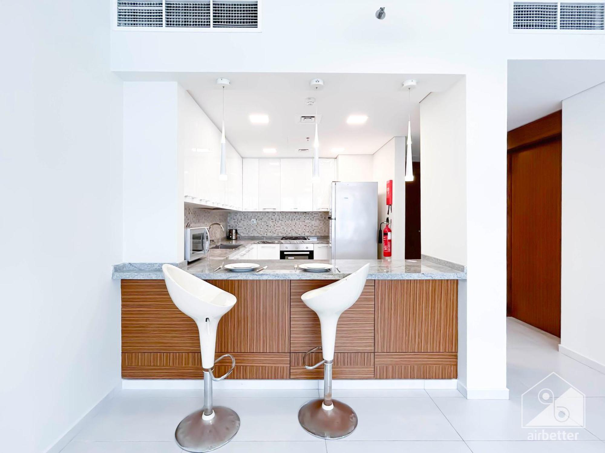 Stylish 1-Bedroom Retreat With Balcony Views Apartment