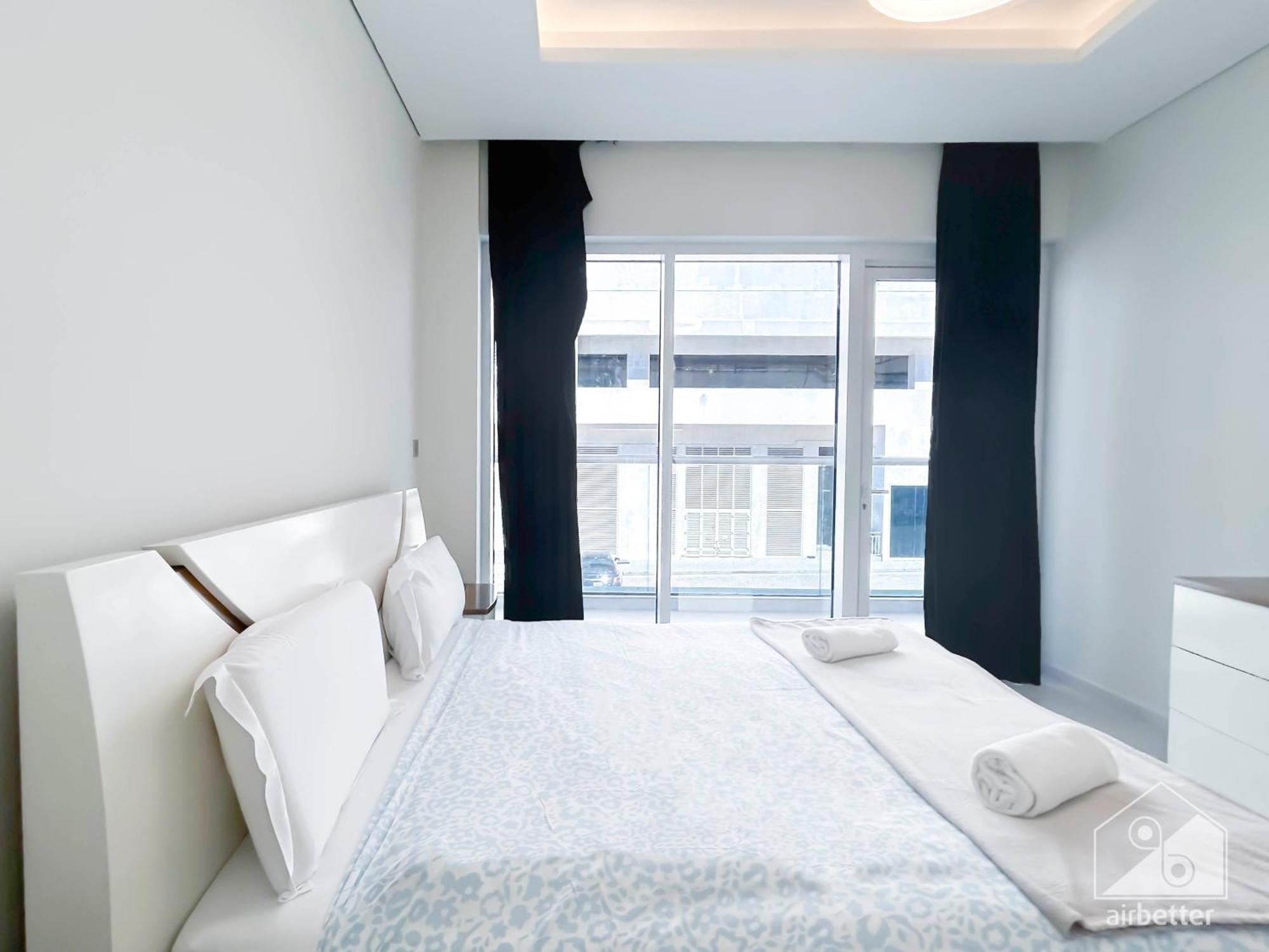 Stylish 1-Bedroom Retreat With Balcony Views Apartment Dubai