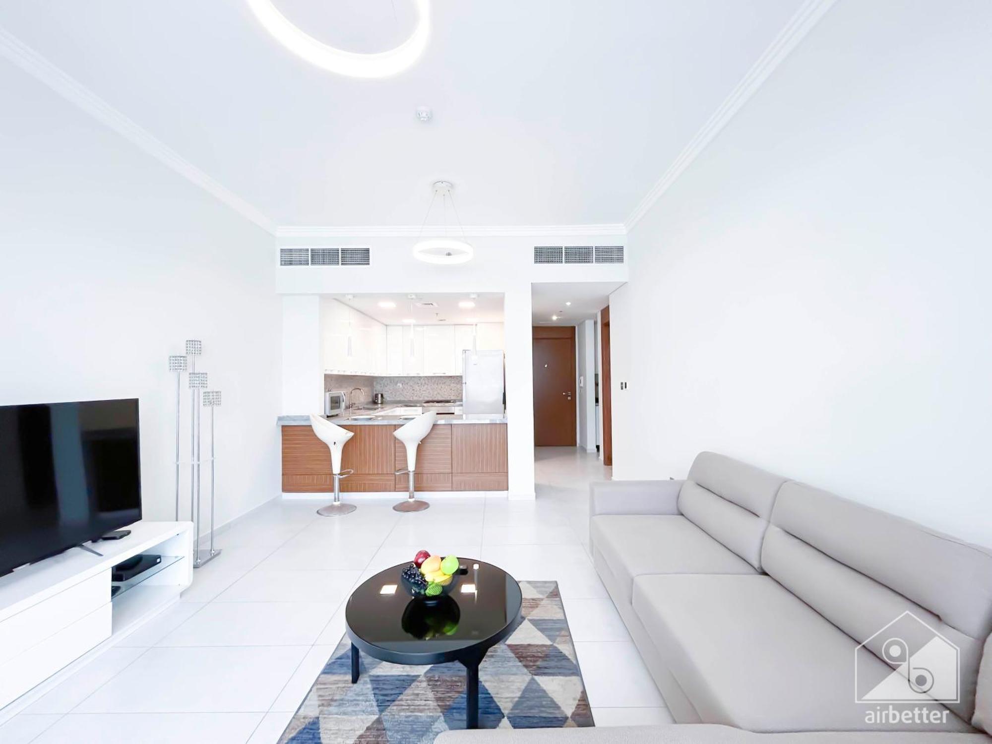 Stylish 1-Bedroom Retreat With Balcony Views * Dubai